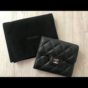 Chanel NIB lambskin leather black wallet